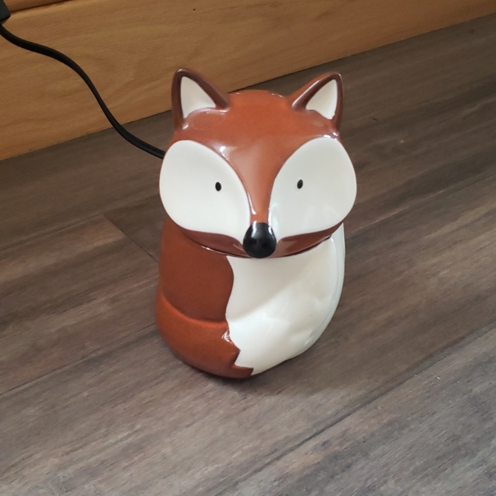 Scentsy Fox tart warmer